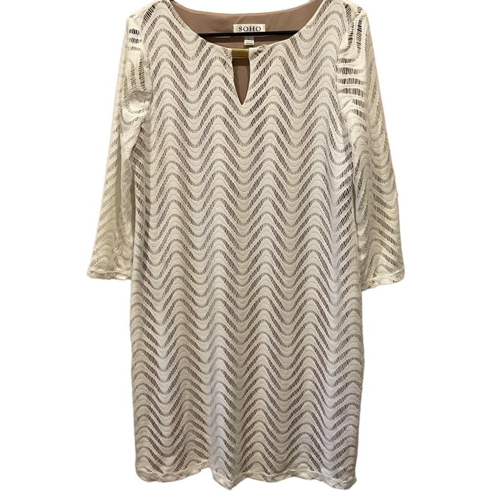 SOHO DRESS SIZE LARGE